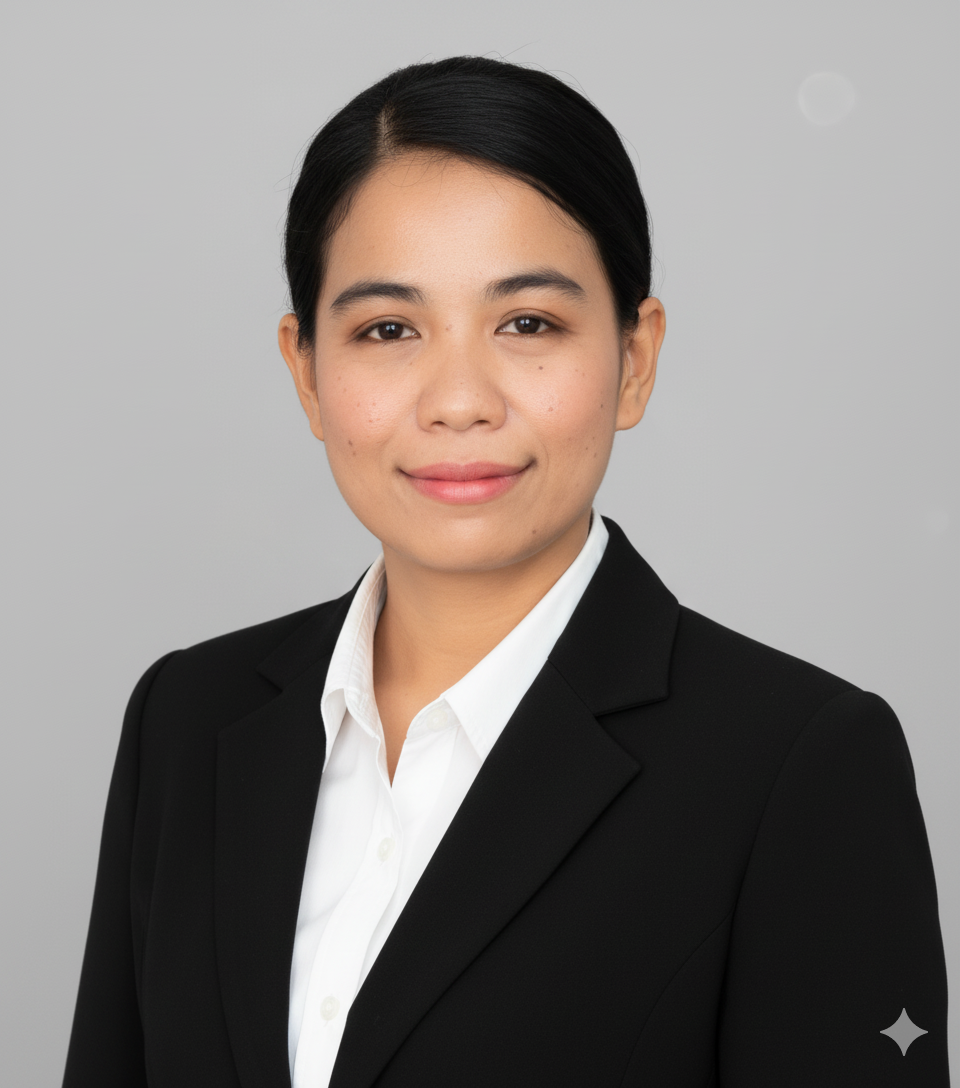 นางสาวดวงรัตน์  เมฆพยับ