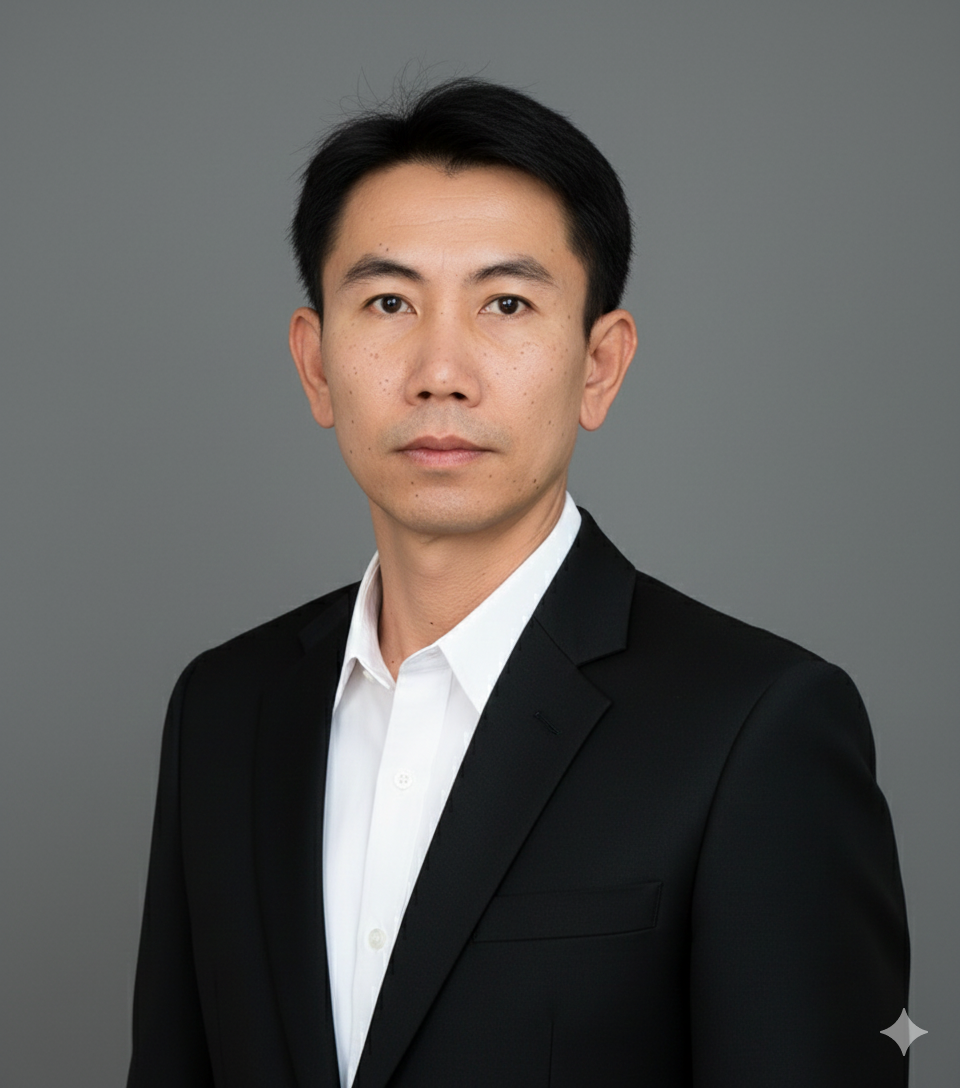 นายอาคม มีมาก