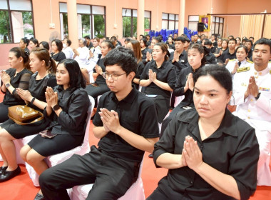 ร่วมพิธีบำเพ็ญกุศล สวดพระอภิธรรม ... พารามิเตอร์รูปภาพ 3