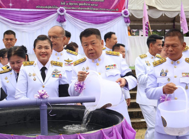 ร่วมพิธีเจริญพระพุทธมนต์และทำบุญตักบาตรถวายพระราชกุศล ... พารามิเตอร์รูปภาพ 6