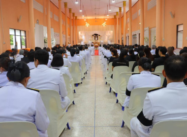 ร่วมพิธีบำเพ็ญกุศลและทำบุญตักบาตร ในวาระครบ 15 วัน ... พารามิเตอร์รูปภาพ 1