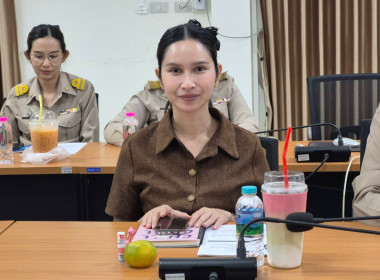 กิจกรรมเคารพธงชาติและร้องเพลงชาติไทย และประชุมข้าราชการ ... พารามิเตอร์รูปภาพ 15
