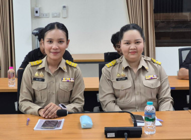 กิจกรรมเคารพธงชาติและร้องเพลงชาติไทย และประชุมข้าราชการ ... พารามิเตอร์รูปภาพ 18
